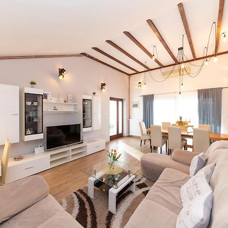 Apartman Lana Biograd Na Moru Eksteriør bilde