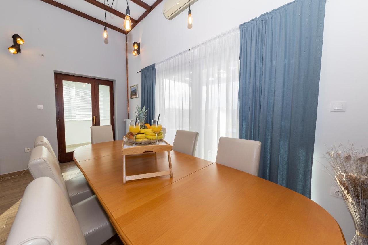 Apartman Lana Biograd Na Moru Eksteriør bilde