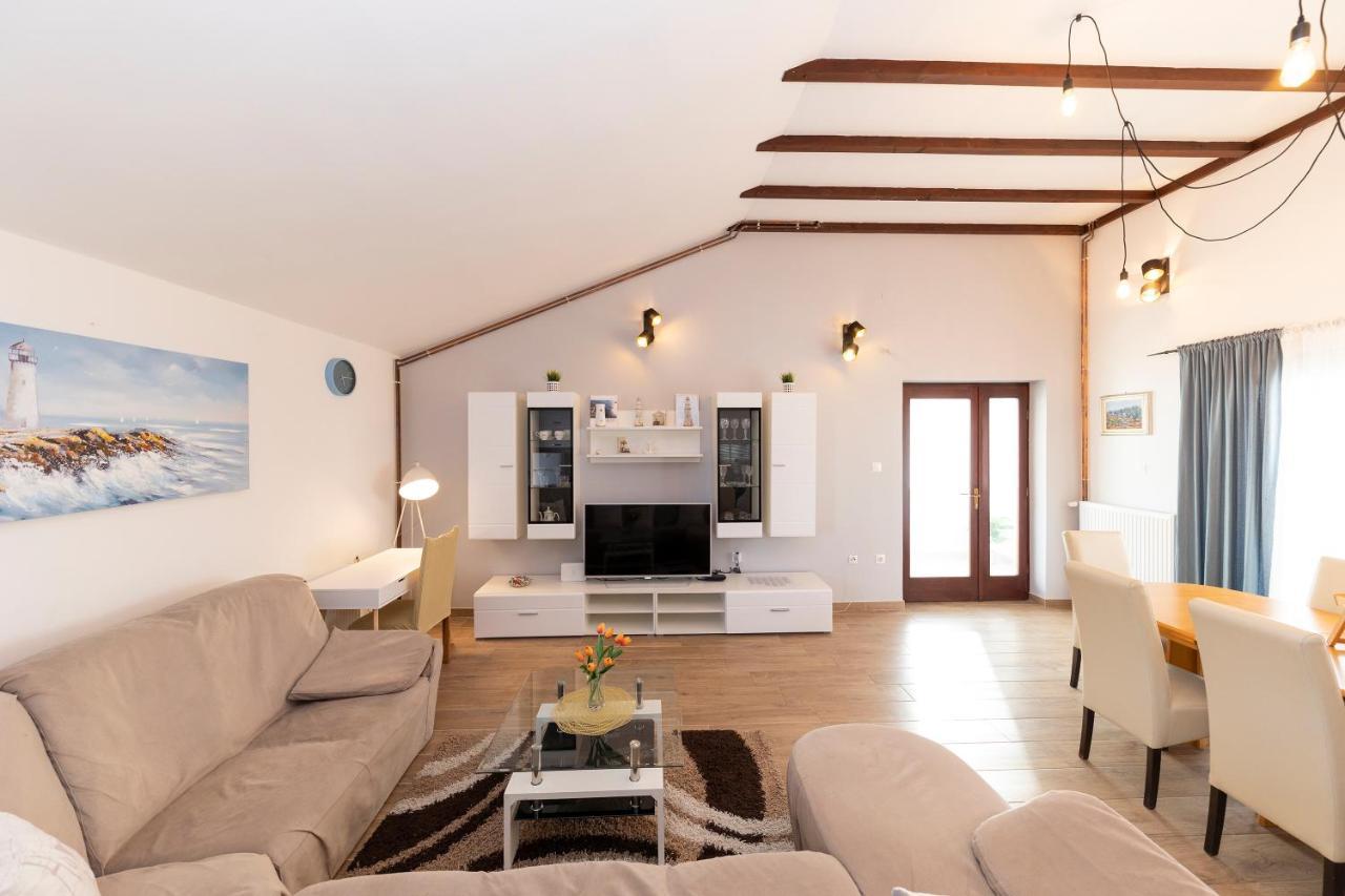 Apartman Lana Biograd Na Moru Eksteriør bilde