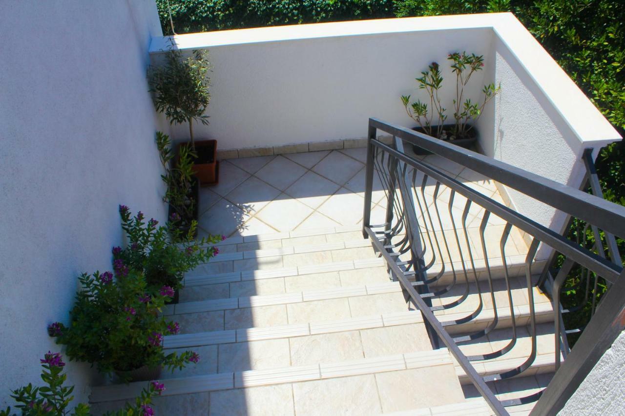 Apartman Lana Biograd Na Moru Eksteriør bilde